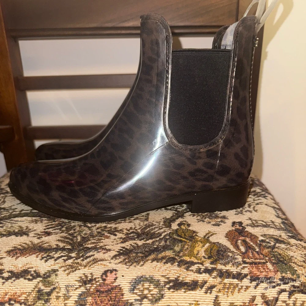 Sam Edelman Tinsley Leopard Print Chelsea Rain Boots | Size 7